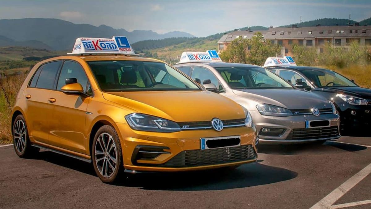 Rekord, conduciendo con cabeza