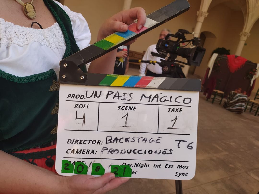 La asociación rondeña que recrea escenas históricas ha participado en el rodaje