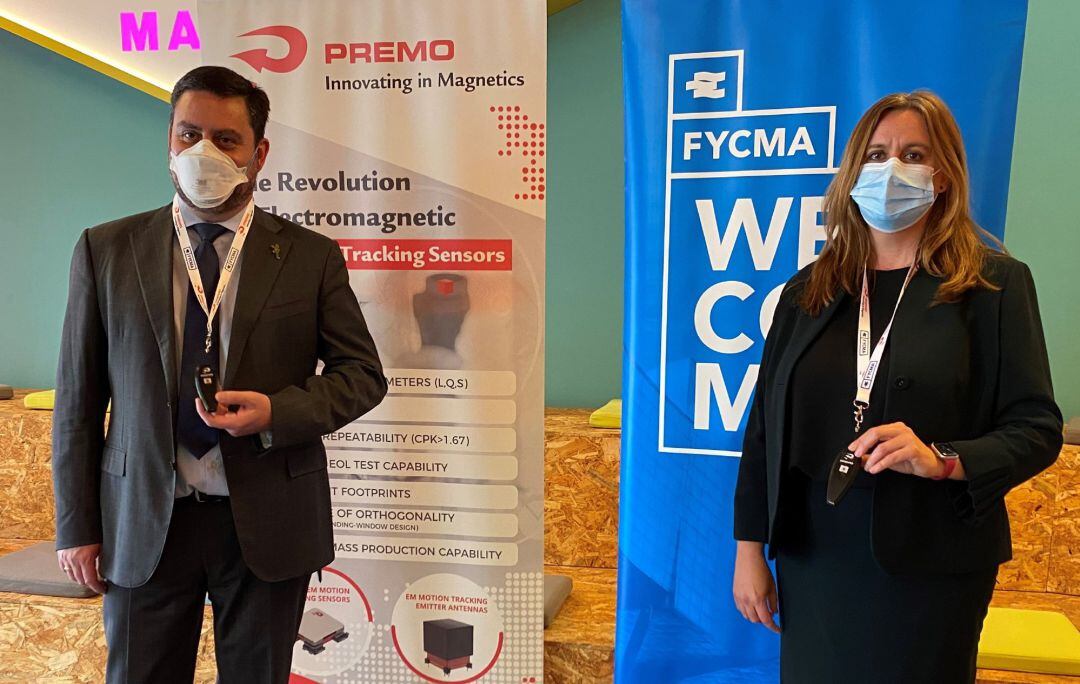 Ezequiel Navarro, de Premo, junto a la concejala de Turismo, Rosa Sánchez