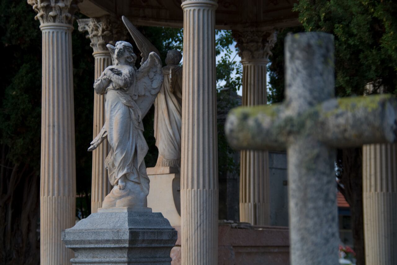 Detalle del cementerio de Segovia