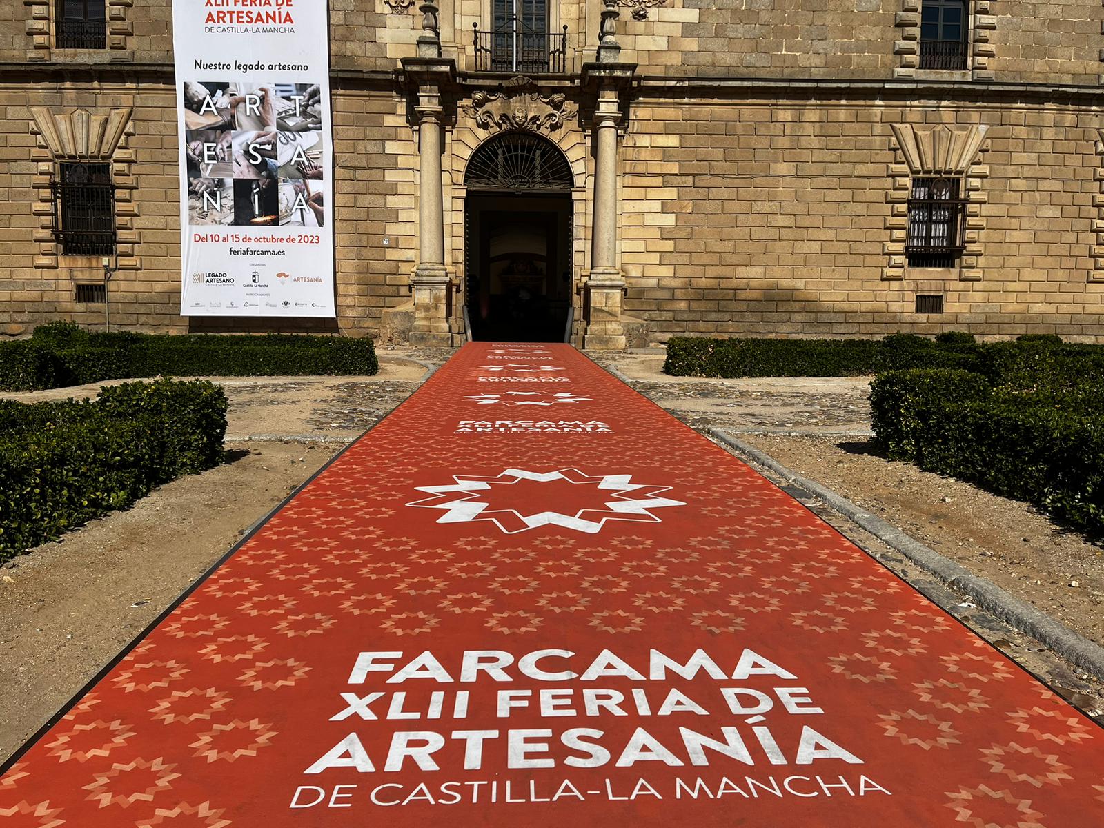 Entrada al Hospital de Tavera, durante la edición de 2023 de Farcama