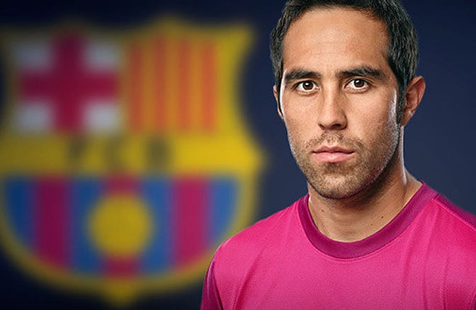 Foto de Claudio Bravo en la web del FC Barcelona