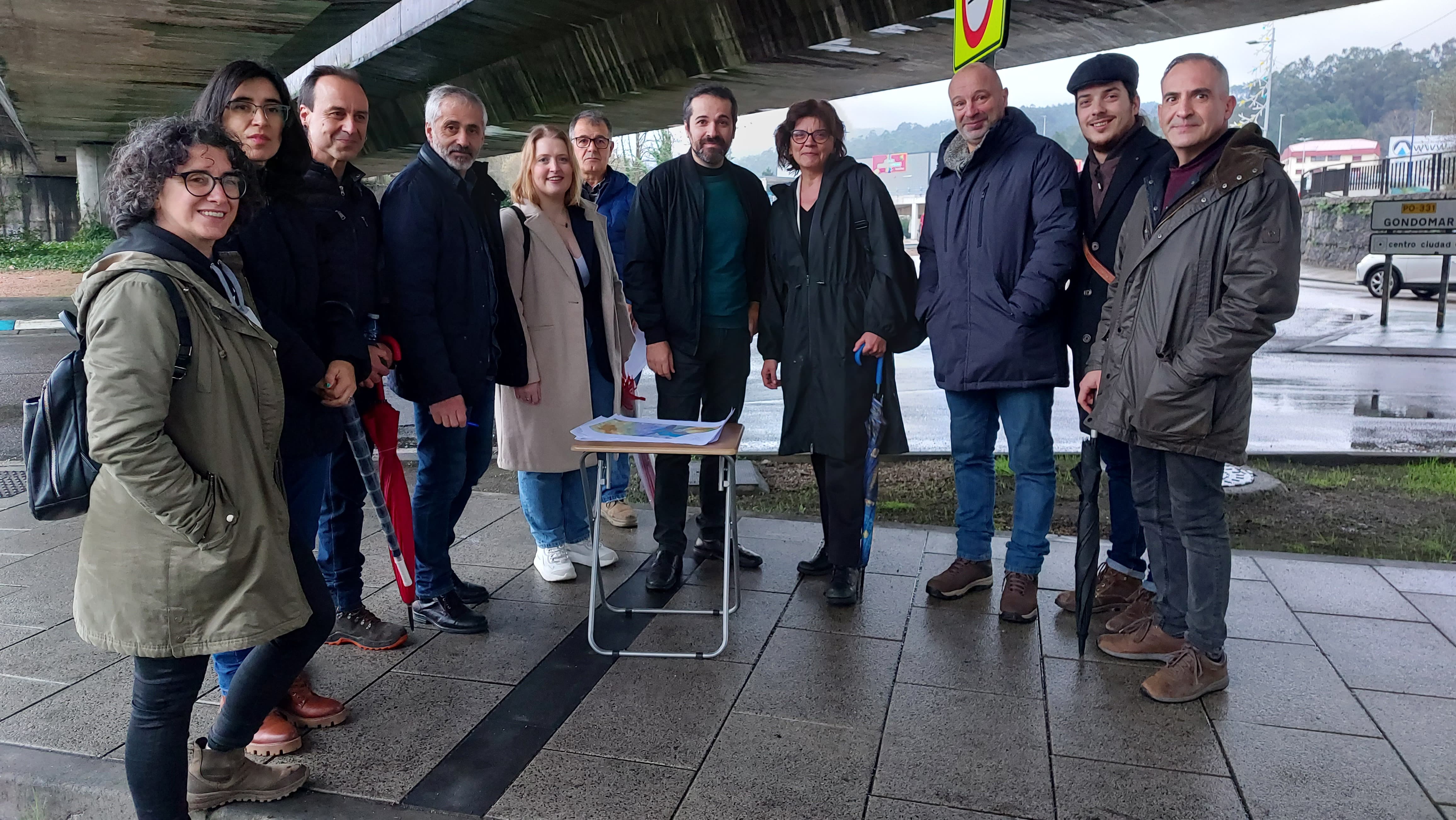 Carme da Silva, del BNG, y los concejales de O Porriño y Mos