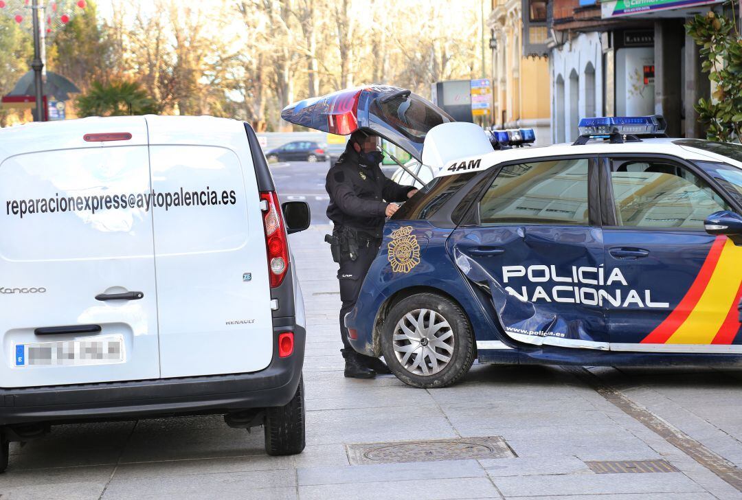 Estado en el que quedó el coche policial