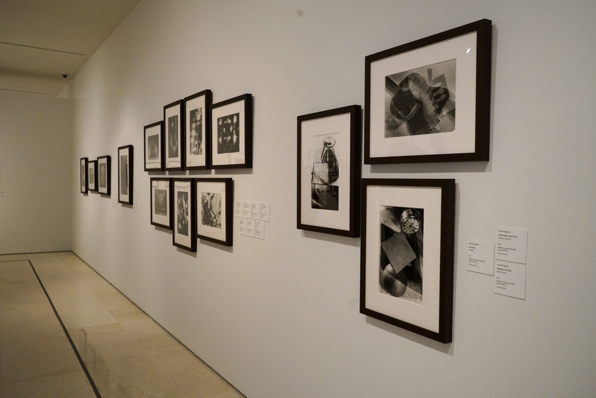 &#039;Fervor de  Buenos Aires. Fotografías de Horacio Coppola en la Colección Telefónica.  Fotomontajes de Grete Stern&#039;