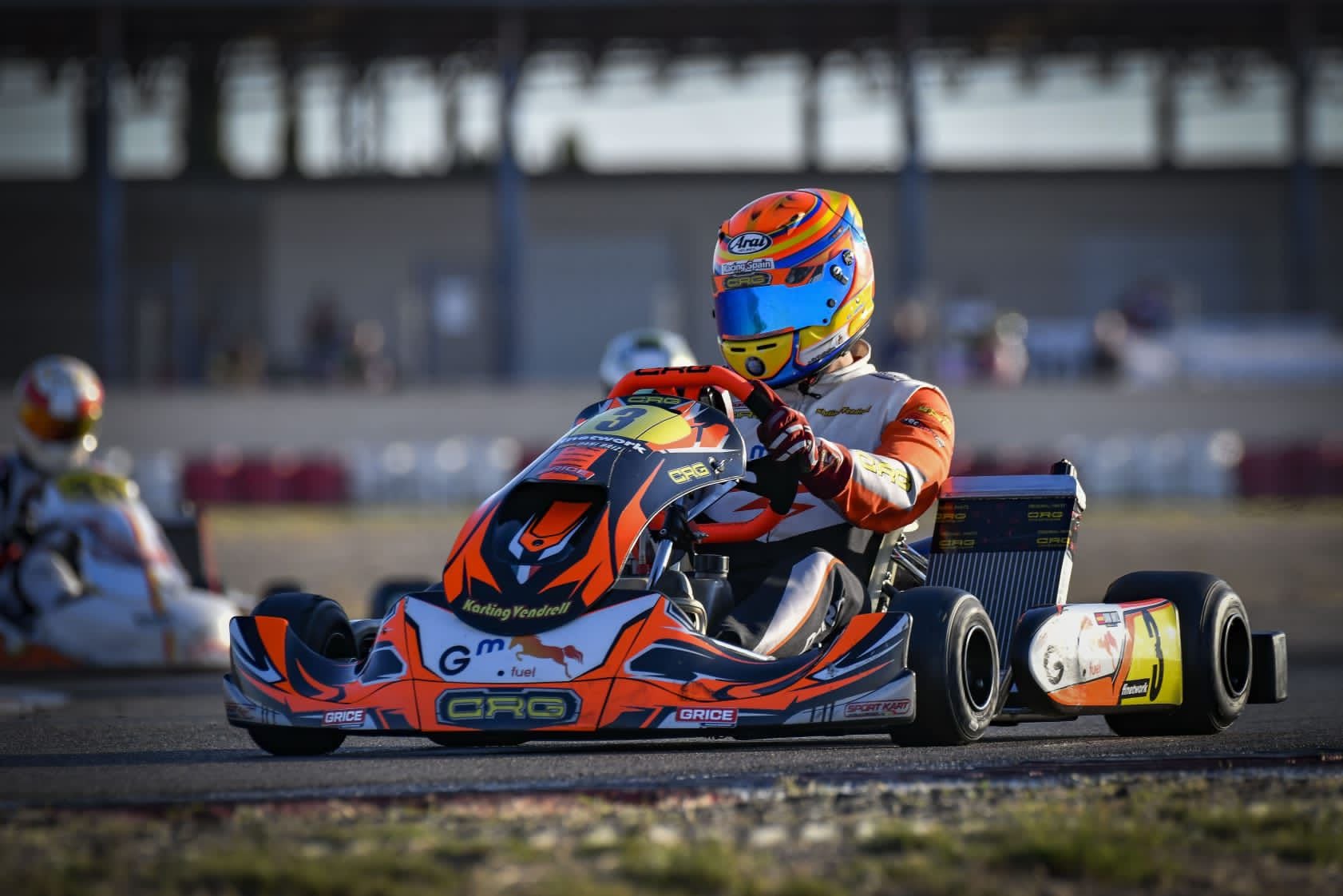 Daniel Briz pilotando un kart