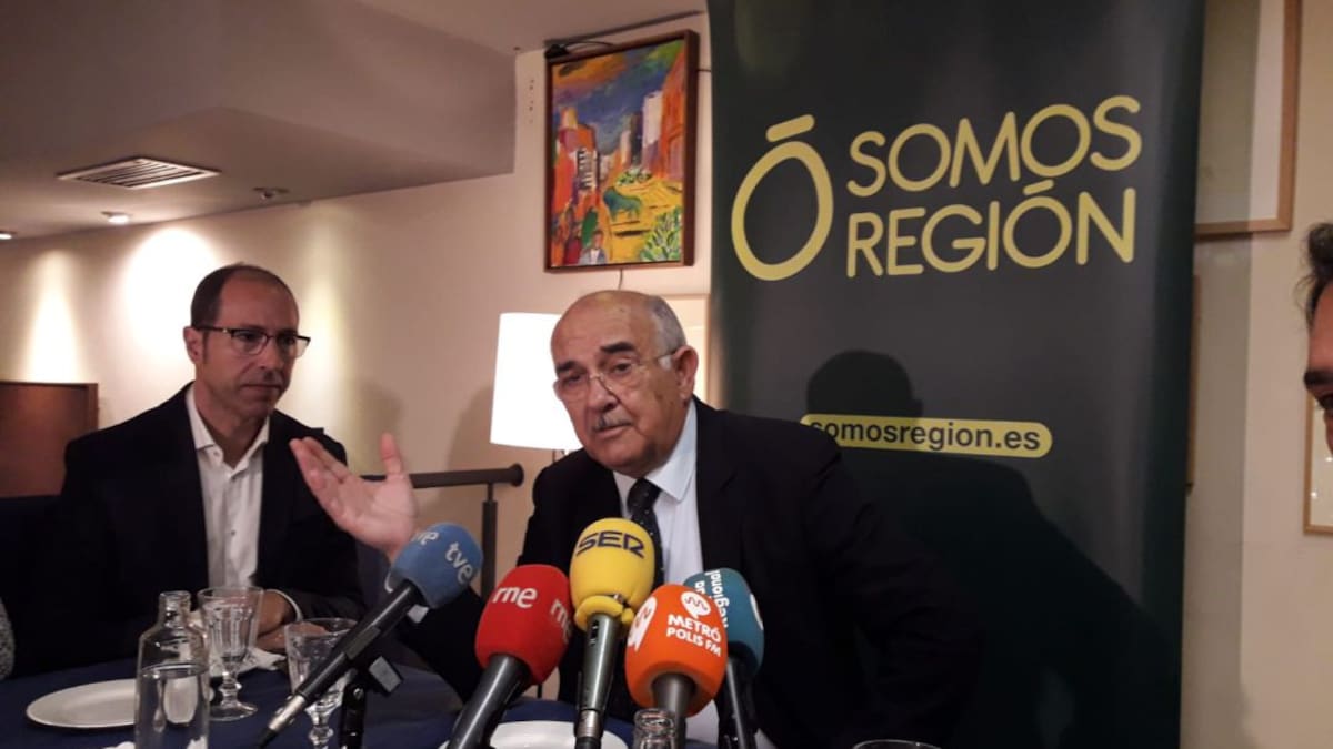 Garre sitúa como causa de la desafección política la absolución de Sánchez del 'caso Pasarelas'