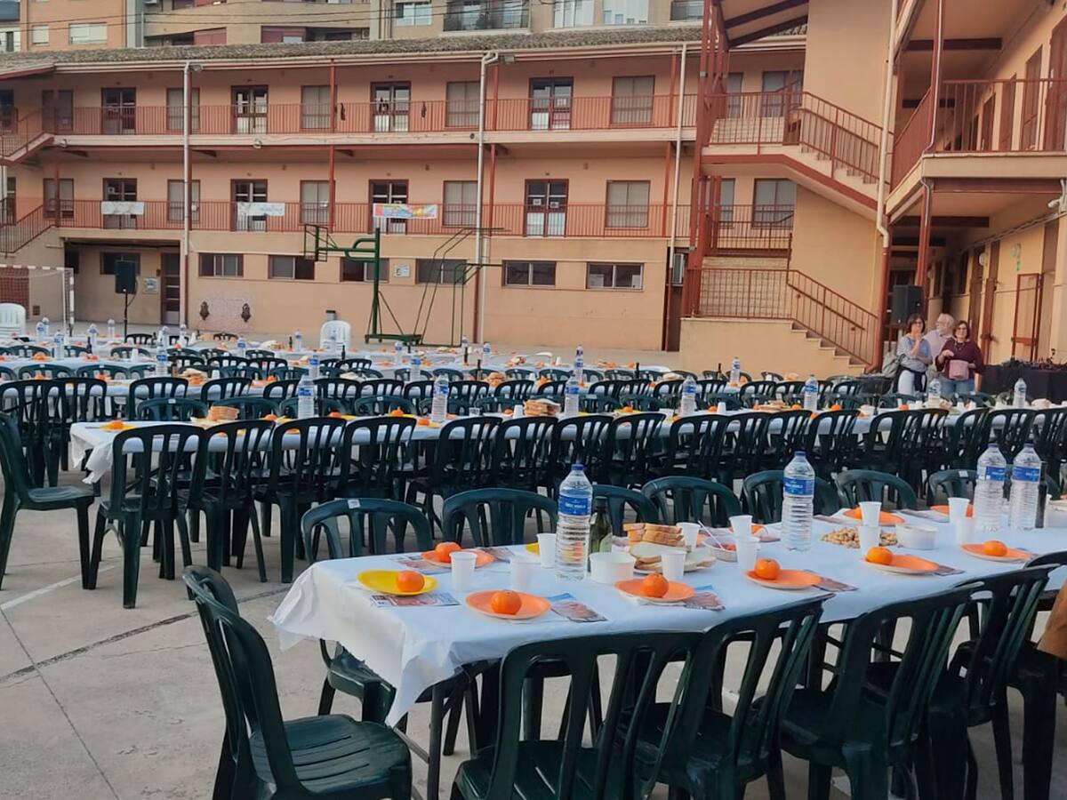 Manos Unidas Alcoy prepara una nueva edición de la Cena del Hambre en el colegio José Arnauda