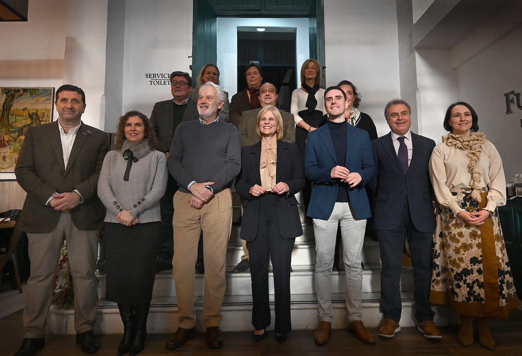 El Gobierno local en Pleno durante su último acto del año ante los periodistas