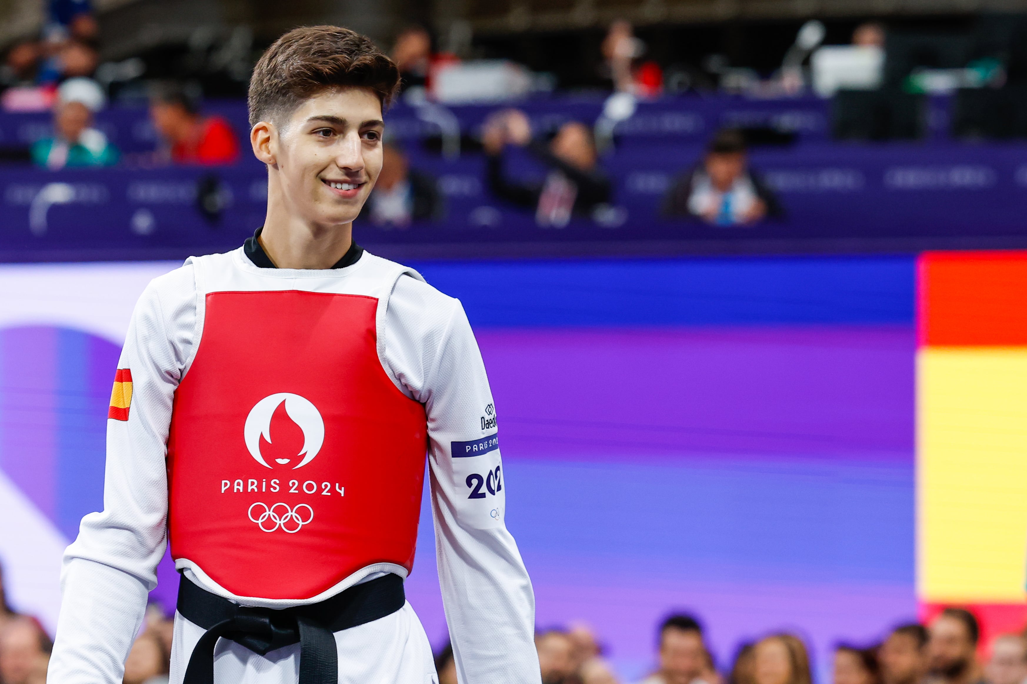 Adrián Vicente, durante su pelea ante Omar Yaser en los Juegos Olímpicos de París 2024