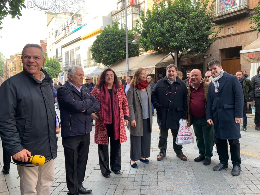 Salomón Hachuel, José Cárdena, Encarnación Aguilar, Manuel Pérez y Alberto Vázquez