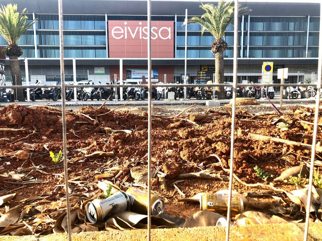 Obras frente a la terminal de Ibiza 