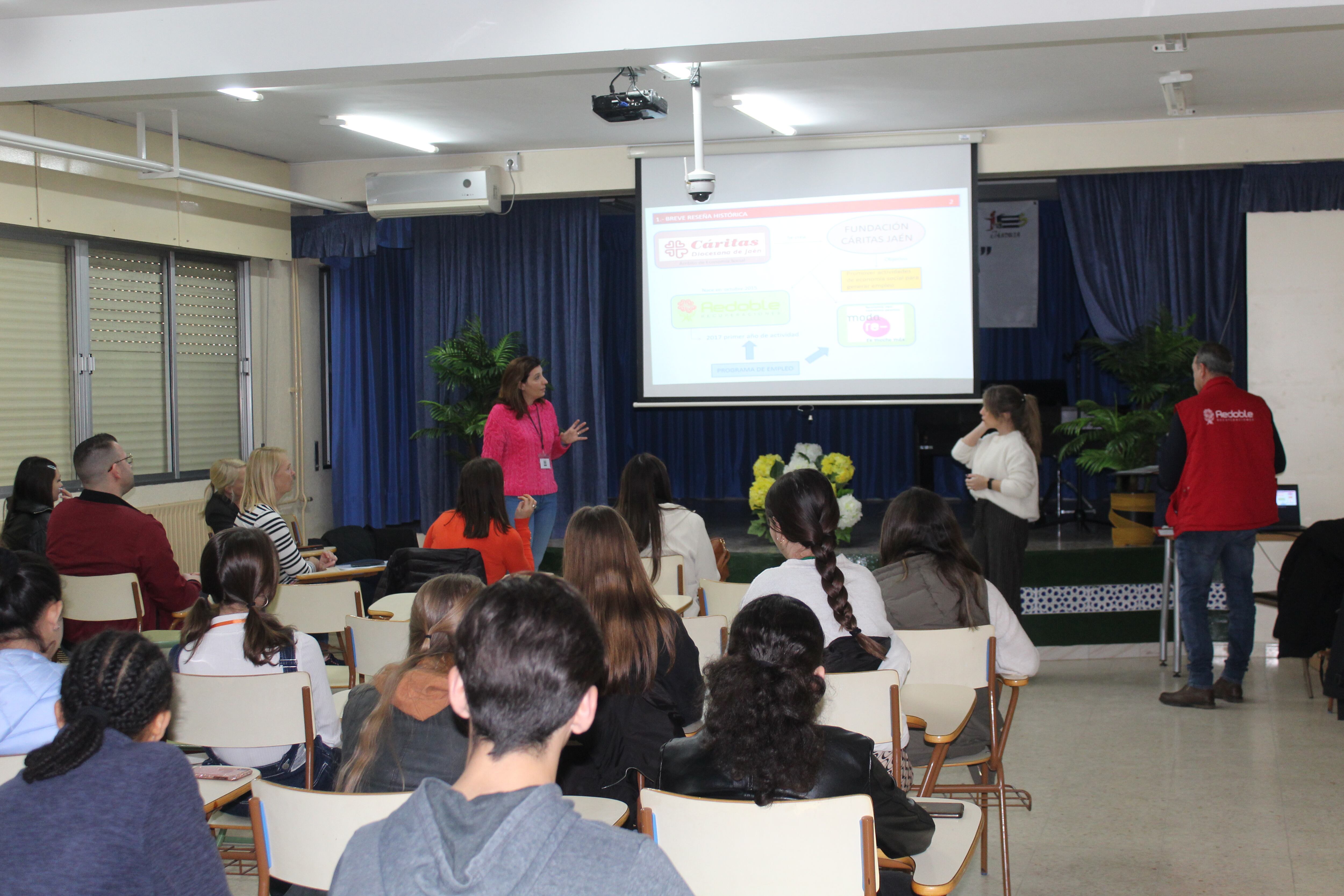 Charla Redoble Cáritas en IES Jándula Andújar.