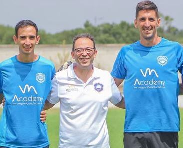Vicente Martínez, al centre, ja s'ha desvinculat  de l'Sporting de Mahón i de la seva acadèmia esportiva i passa a dirigir el futbol a Menorca.