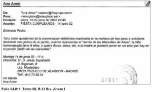 Correo electrónico que verifica la compra de globos para una de las fiestas.