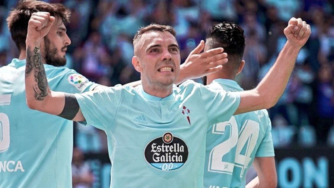 Iago Aspas celebra un gole en Balaídos