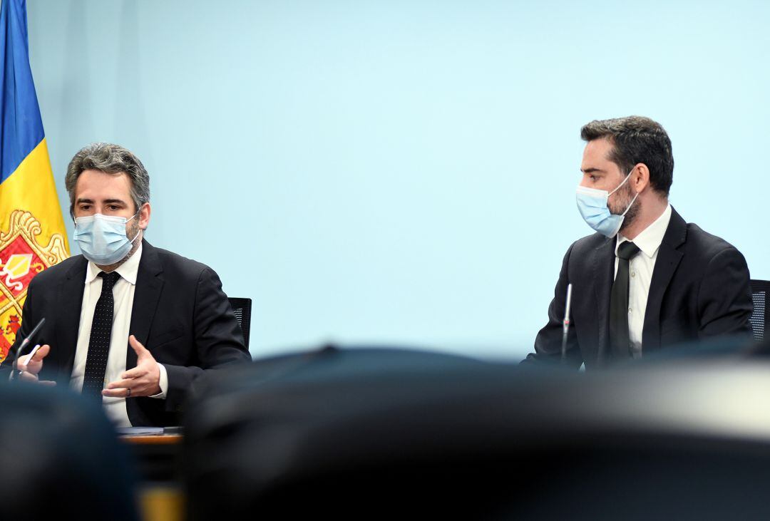 El ministre de Finances, Eric Jover, i el secretari d’Estat d’Afers Financers Internacionals, Marc Ballestà