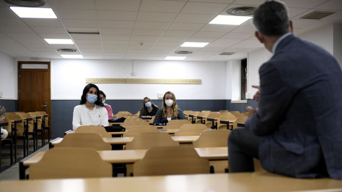 Belén González, presidenta de la Junta de Personal Docente: "Pedimos el cese de Marina Lombó".