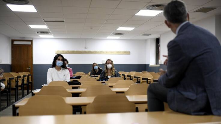 Belén González, presidenta de la Junta de Personal Docente: "Pedimos el cese de Marina Lombó".