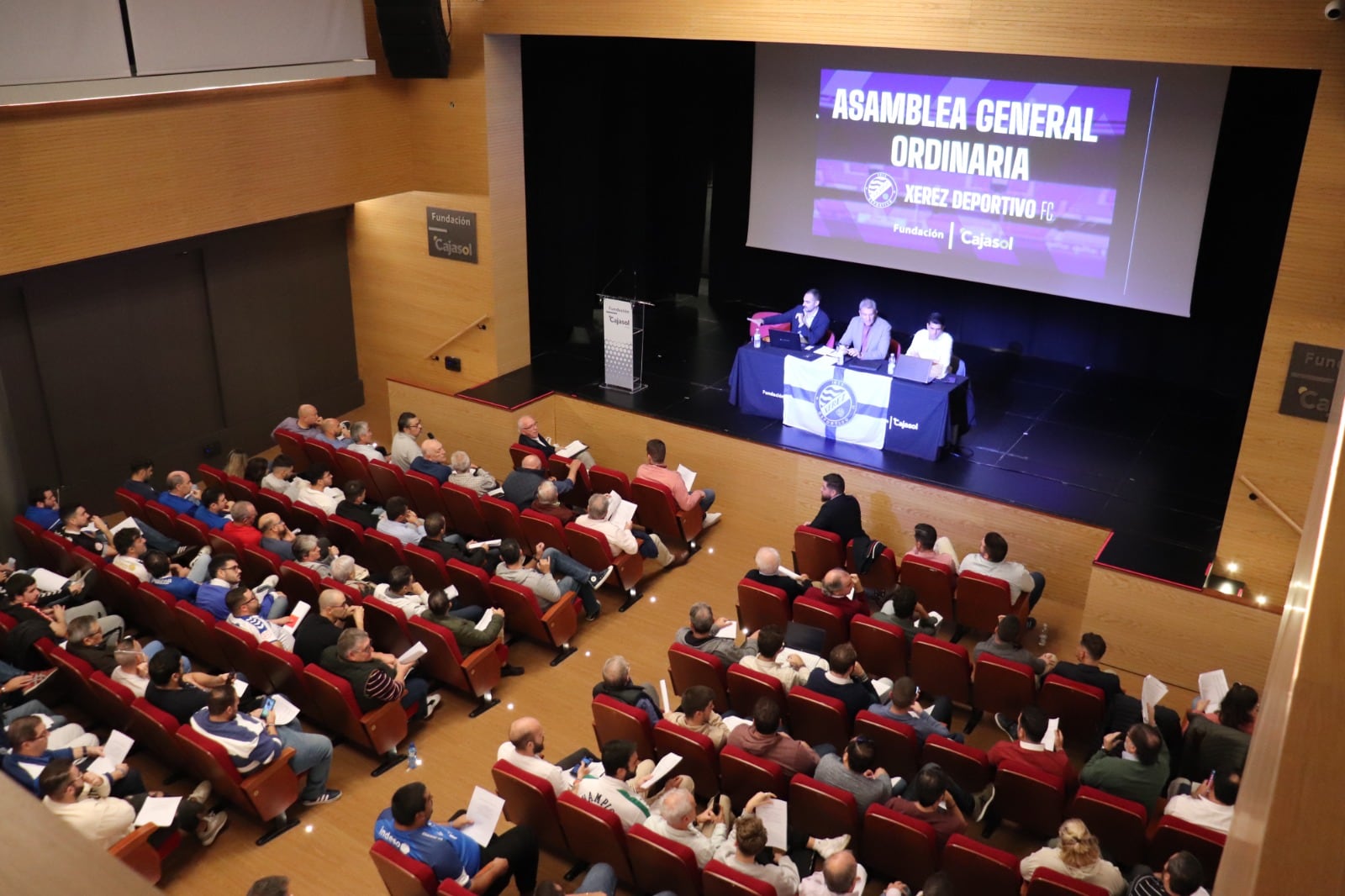 Asamblea de socios del Xerez DFC