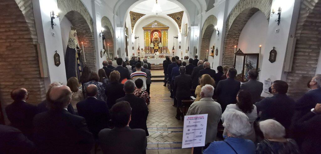 Aspecto de la capilla del Carmen de Calatrava durante la eucaristía celebrada este lunes