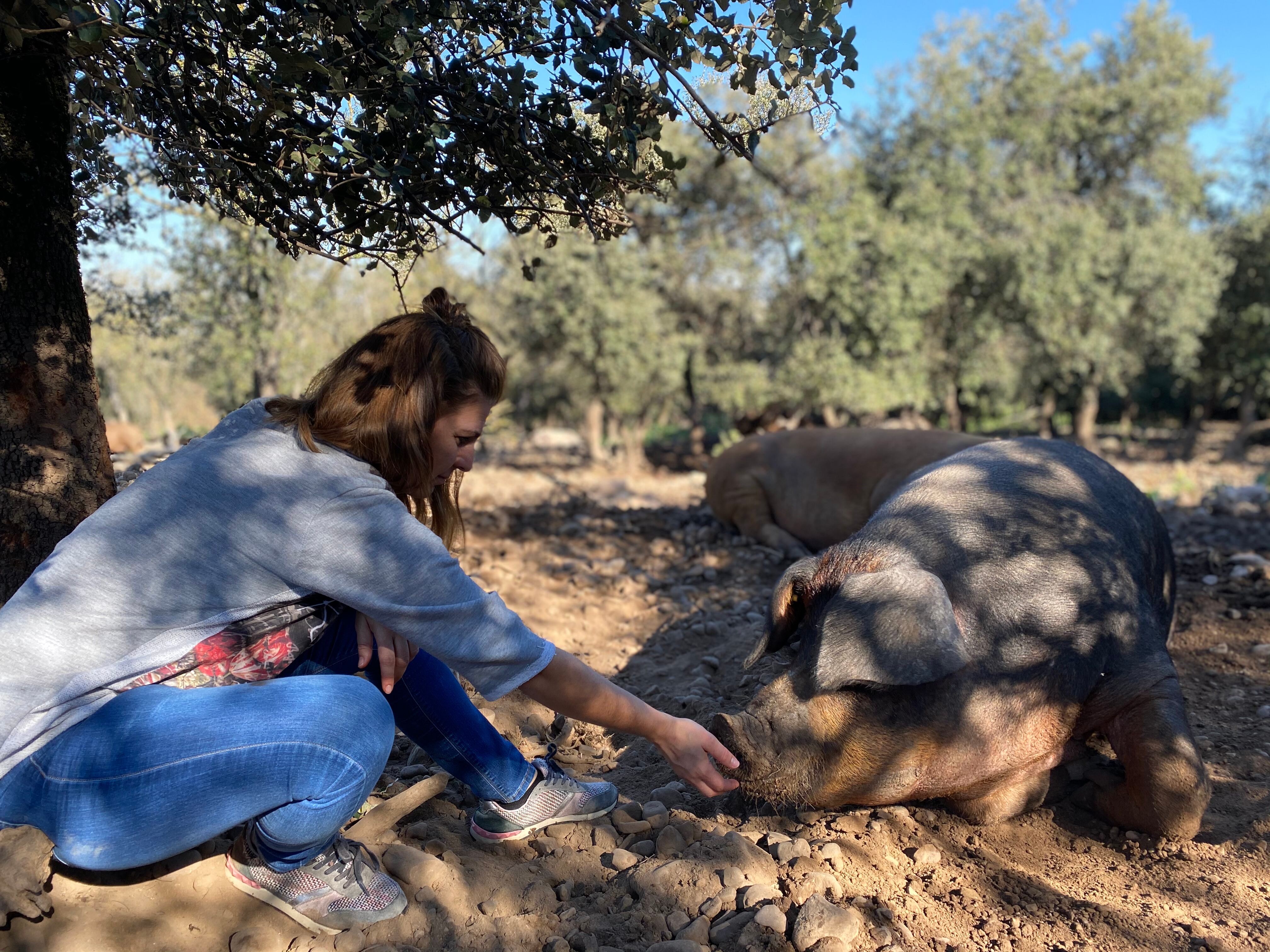 Delia Gil, en 'El Encinar' de Ocón, finca ecológica