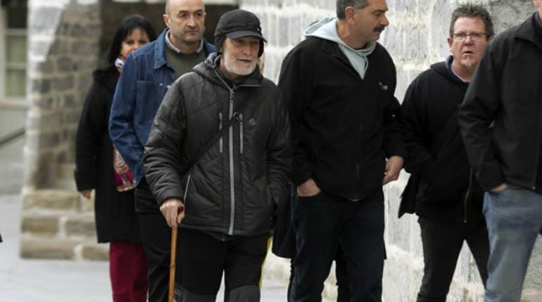 El expreso de ETA, Iosu Uribetxebarria Bolinaga, a su llegada al juzgado de Bergara (Gipuzkoa), el día en que prestó declaración por videoconferencia.