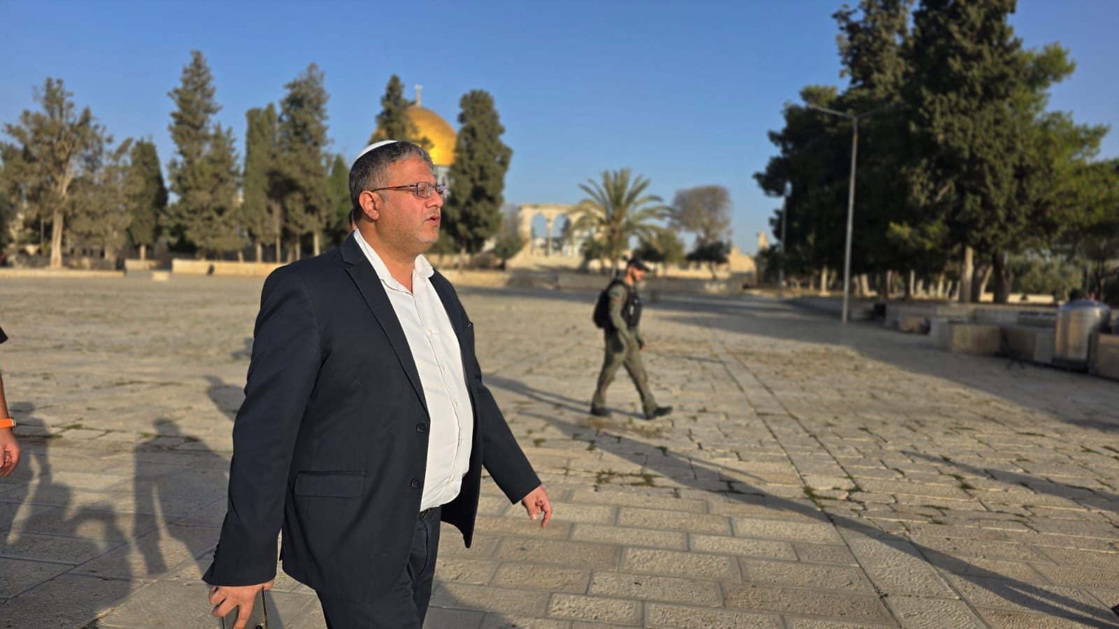 El ministro israelí Itamar Ben Gvir en su visita a la Explanada de las Mezquitas este jueves en una imagen subida por él mismo a X