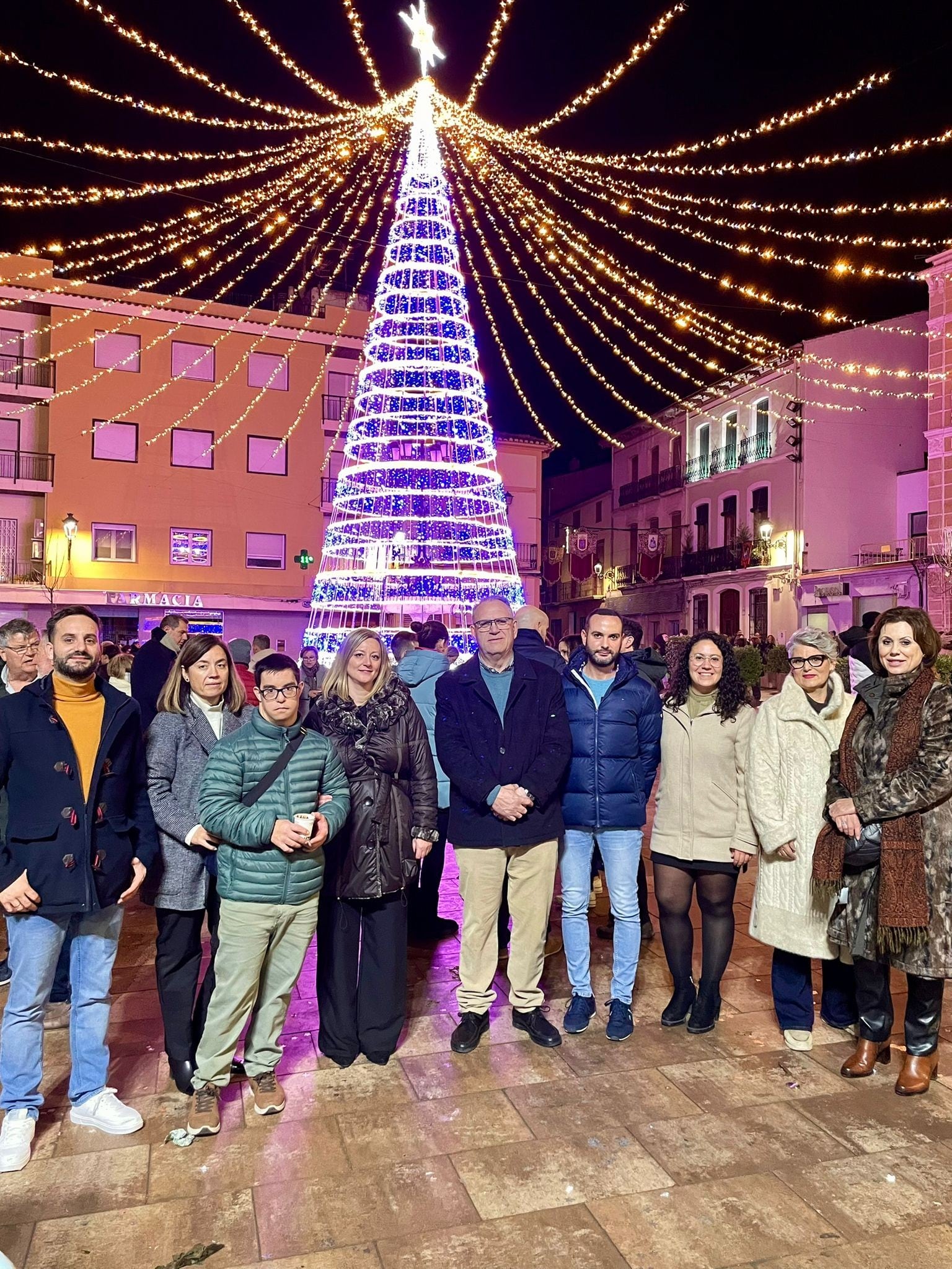 Autoridades asistentes