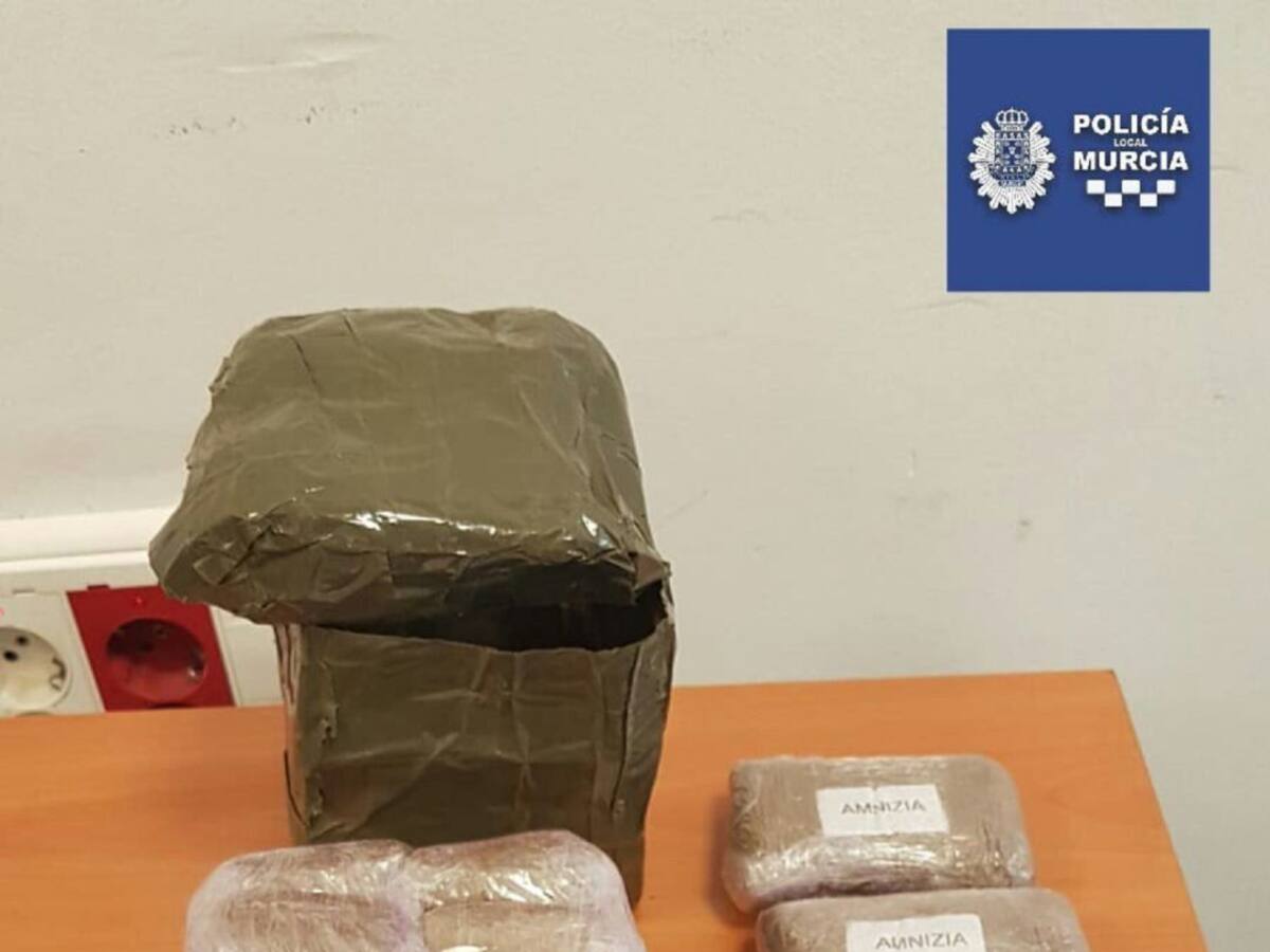 Detenido en Puente Tocinos tras protagonizar una fuga en Atalayas en la que iba tirando droga