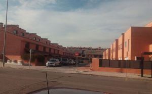 Una de las viviendas asaltadas y registradas por los Geo