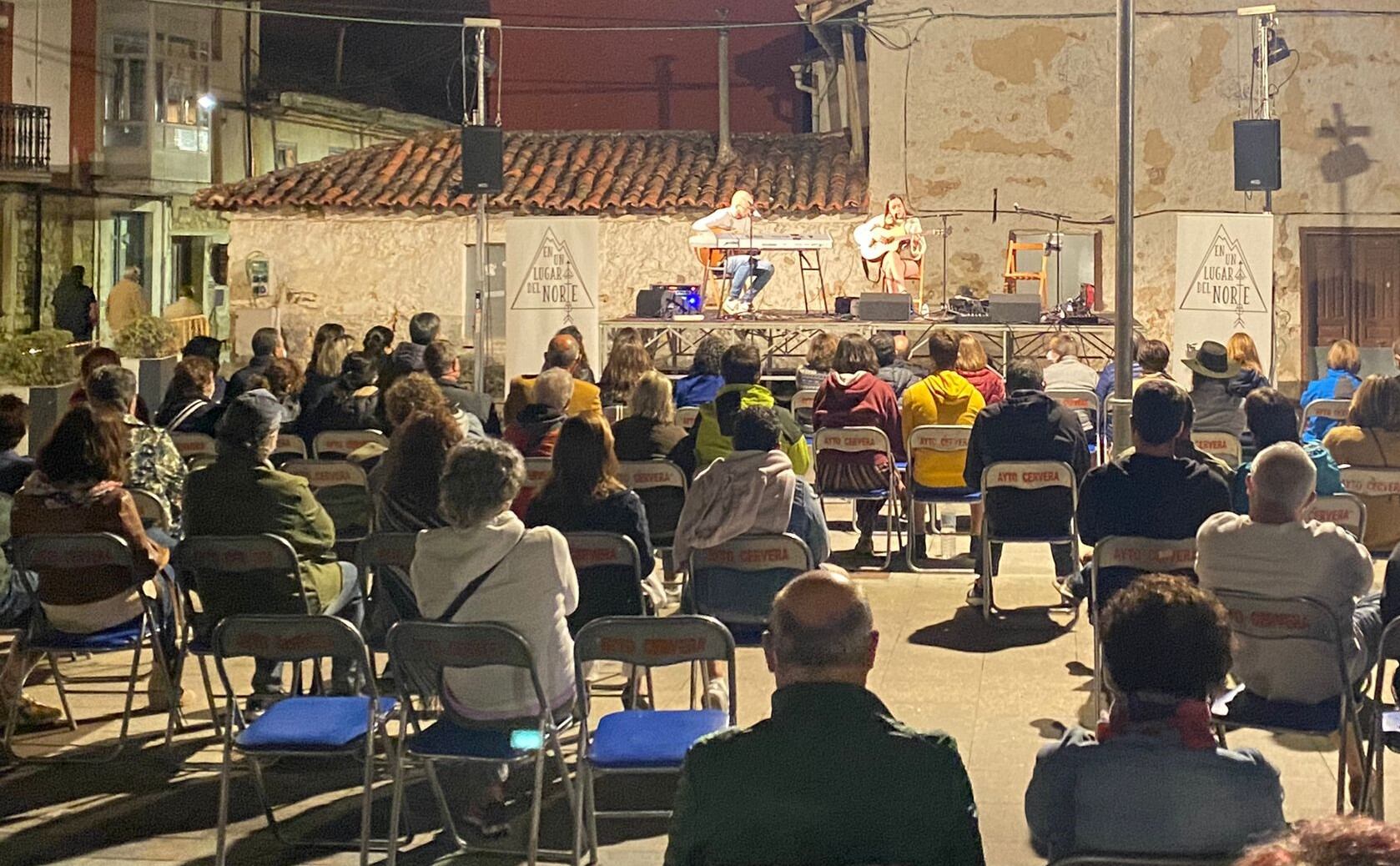 Concierto de Valeria Castro en Cervera de Pisuerga en una edición anterior de &quot;En un lugar del Norte&quot;