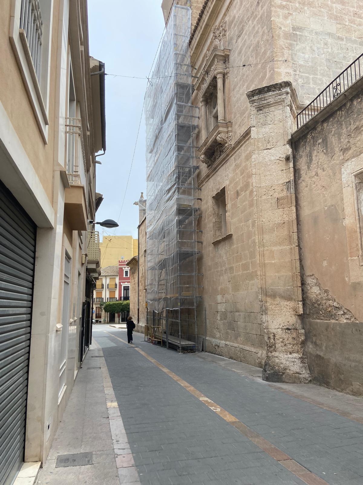 Andamios en la Iglesia de Santiago