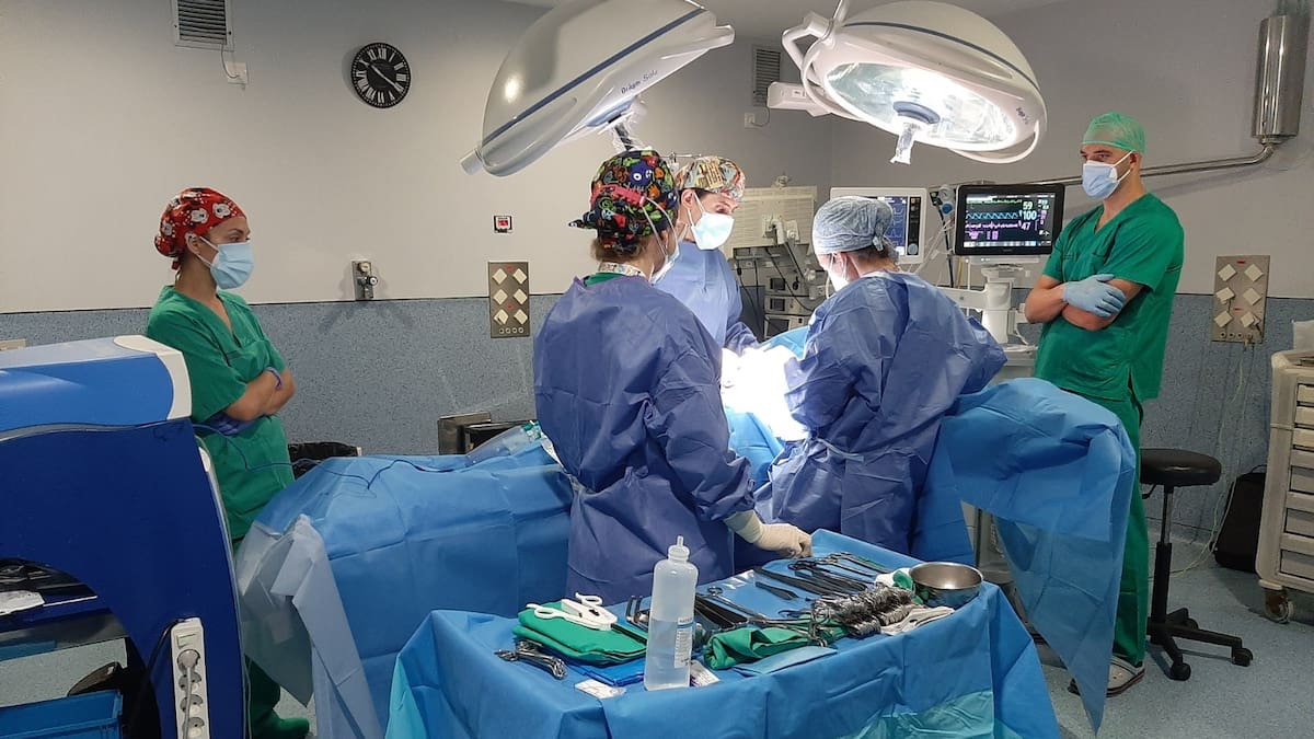En tres meses se ha duplicado la lista de espera quirúrgica hasta llegar a casi 1.800 pacientes.