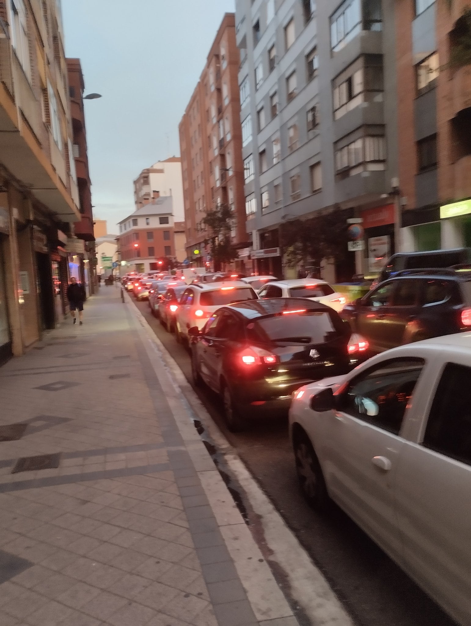 Atasco en la calle Labradores, Valladolid