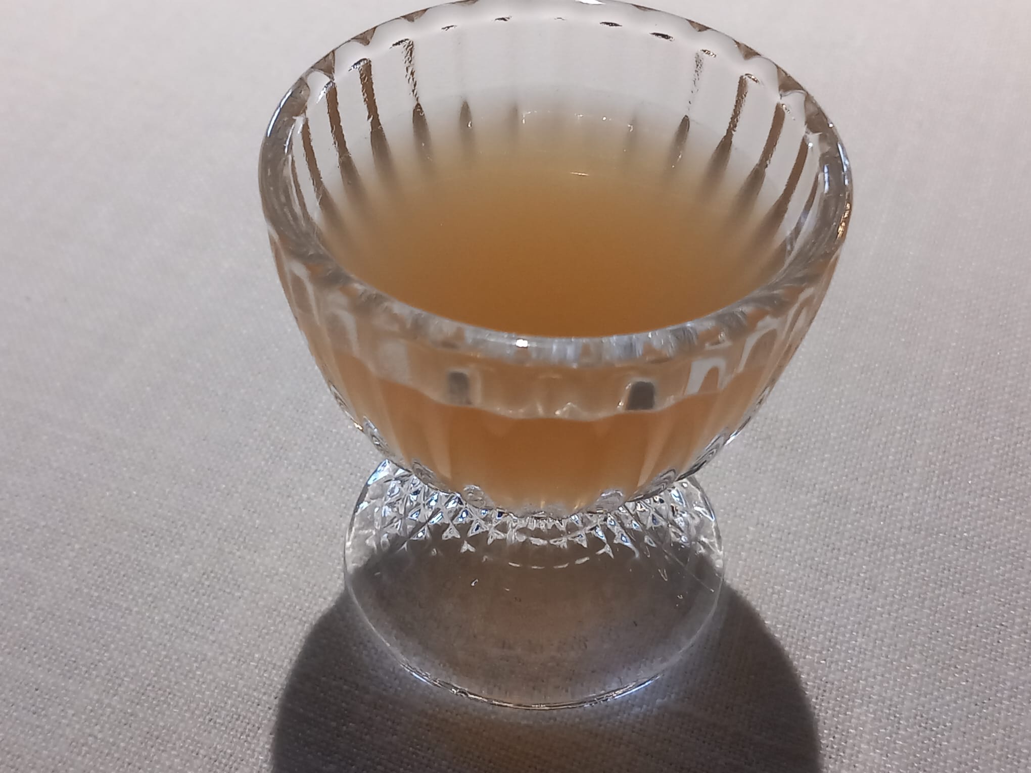 Consomé con amontillado