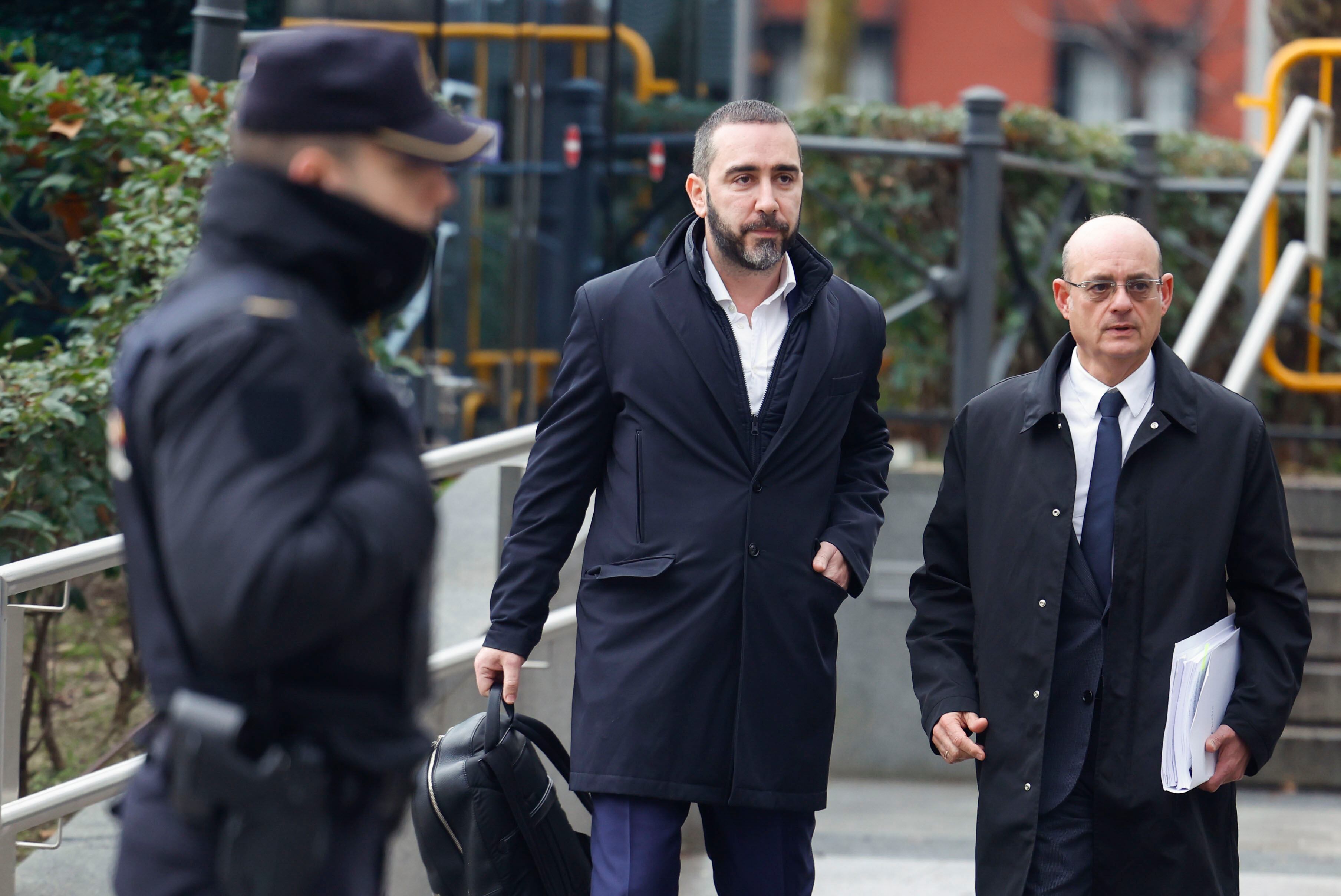 El empresario Víctor de Aldama, a su salida este jueves de la Audiencia Nacional.