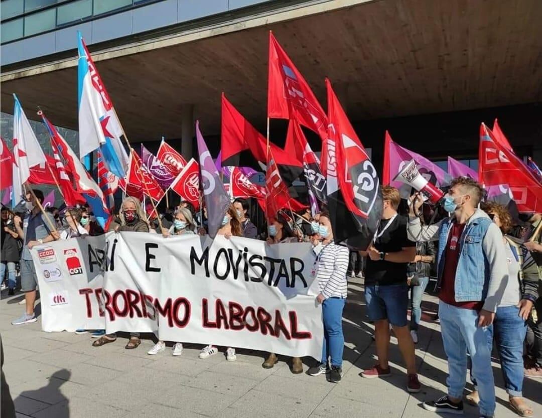 Concentración de trabajadores de telemarketing de A Coruña