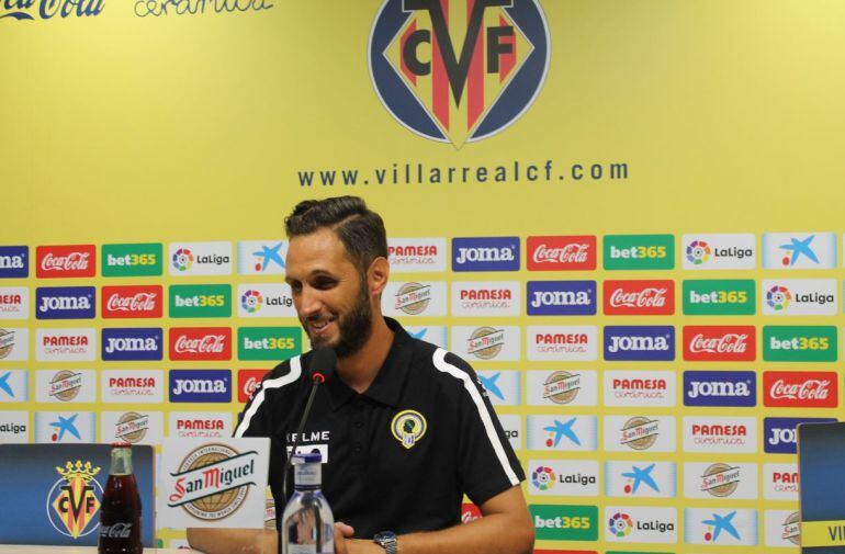 Planagumà, en la sala de prensa de Villarreal