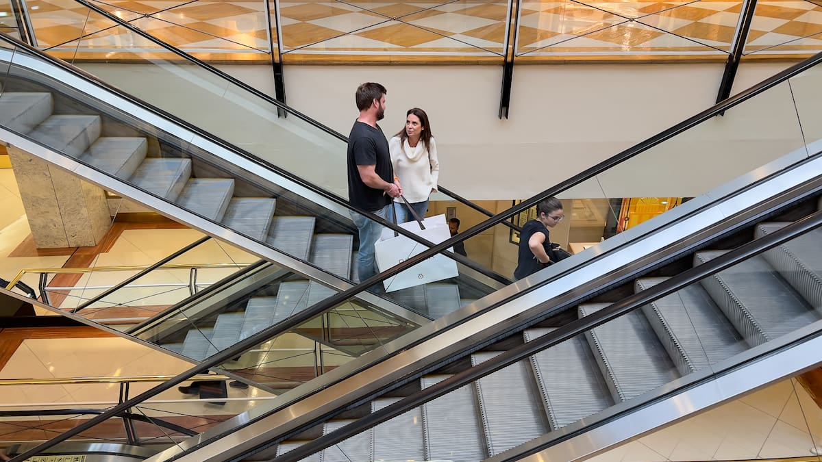 Entrevista a Eduardo Ceballos , presidente de la Asociación Española de Centros y Parques Comerciales en La Ventana Comunitat Valenciana (25-10-2024)