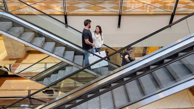 Entrevista a Eduardo Ceballos , presidente de la Asociación Española de Centros y Parques Comerciales en La Ventana Comunitat Valenciana (25-10-2024)