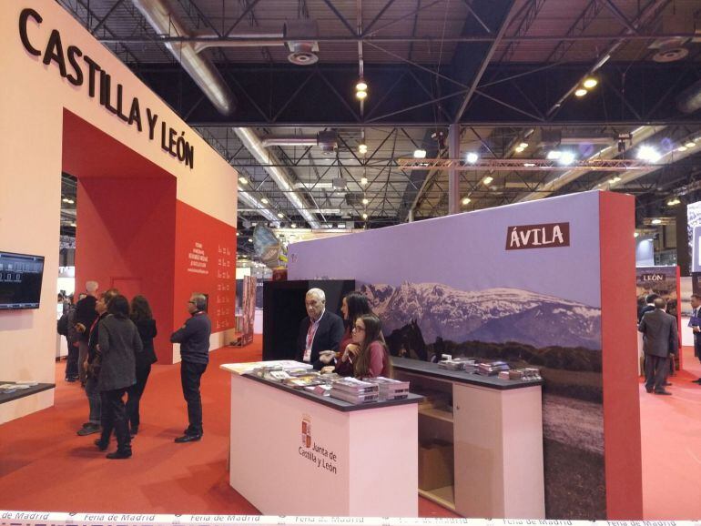 Espacio de la Diputación de Ávila en el stand de la Junta de Castilla y León