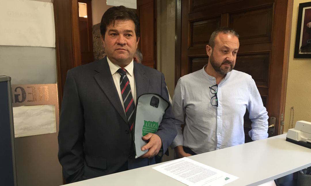 Los vendedores ambulantes han presentado un escrito en el Ayuntamiento de Jaén para exigir una bajada de las tasas municipales de ocupación pública