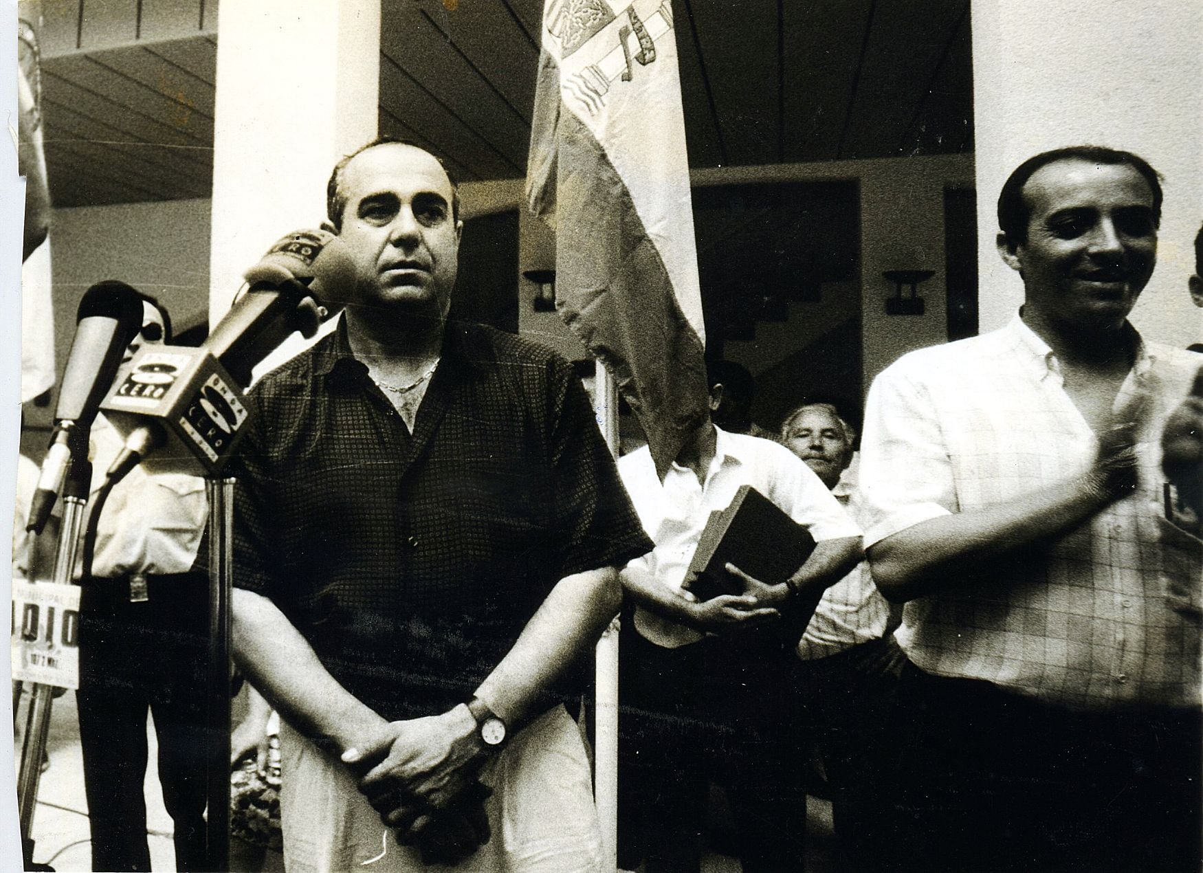 Pepe Barranco en el Ayuntamiento de El Ejido celebrando el ascenso del Poli a 2ª B.