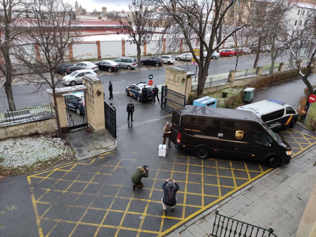 Llegada de la vacuna al Servicio Territorial de Sanidad