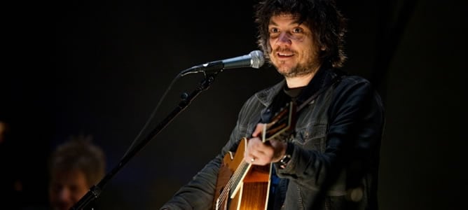 Jeff Tweedy durante una actuación