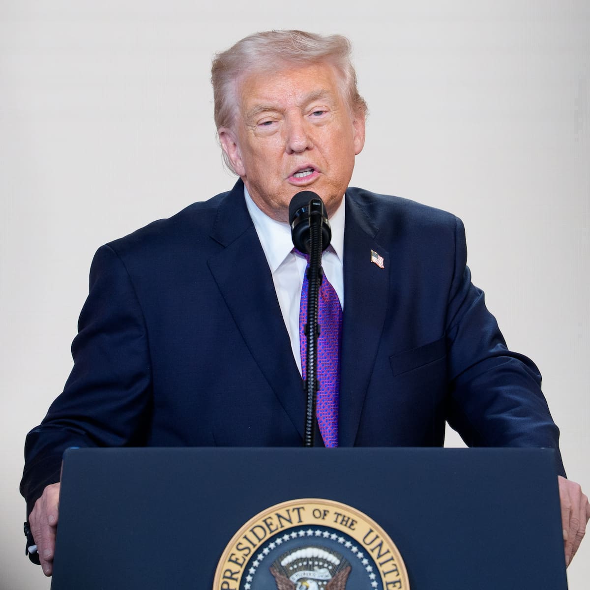 Trump apuesta por un acuerdo con Irán pero insiste en que "no pueden tener armas nucleares"