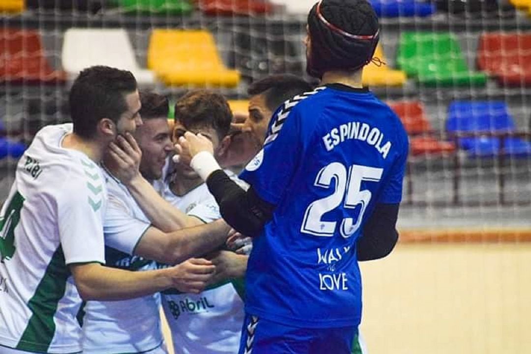 Los jugadores del Irefrank Elche celebran un gol esta temporada