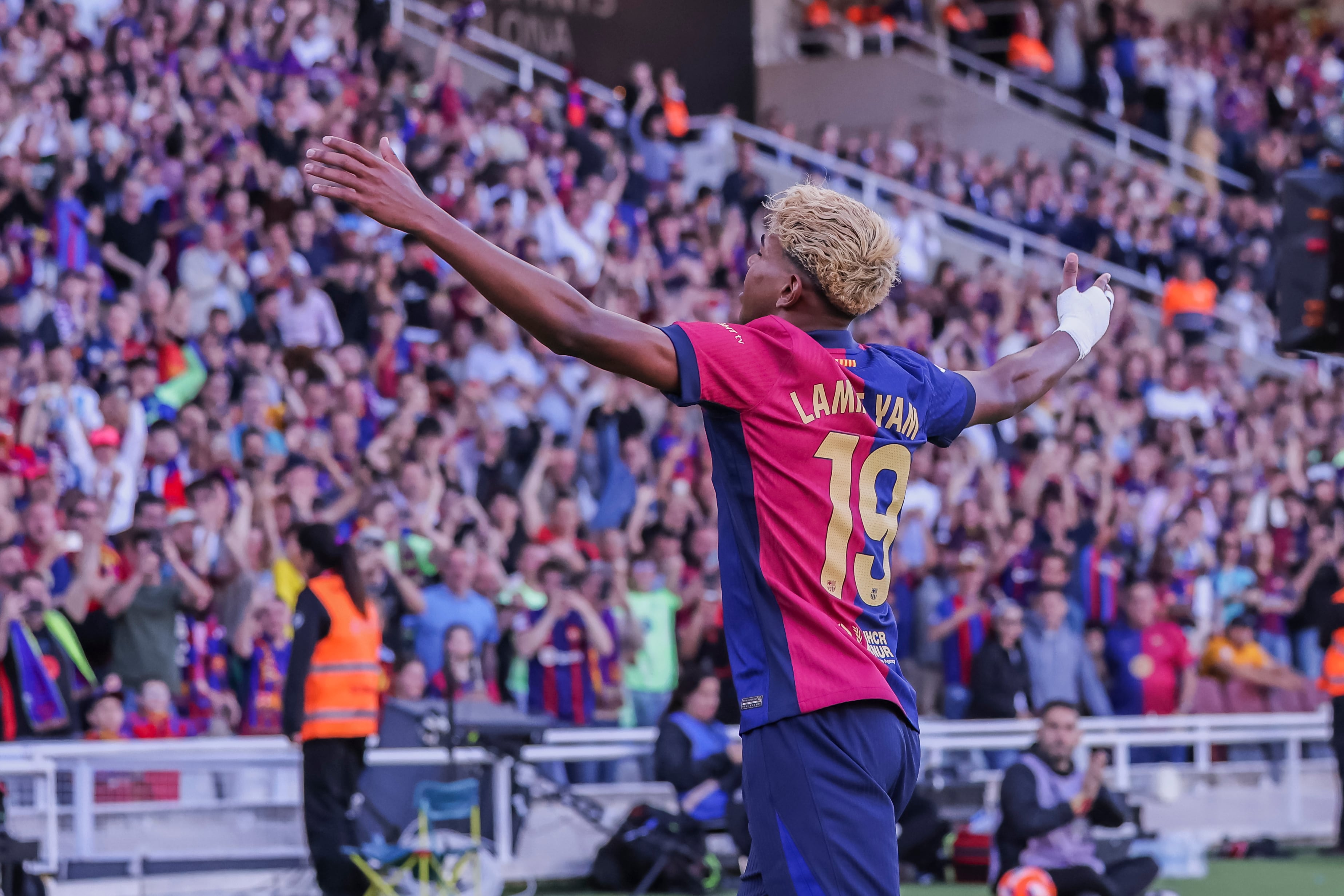 BARCELONA, SPAIN - MAY 18: Lamine Yamal of FC Barcelona celebrates a goal with his teammates during the Spanish league, La Liga EA Sports, football match played between FC Barcelona and Villarreal CF at Estadi Olimpic Lluis Companys on May 18, 2025 in Barcelona, Spain. (Photo By Javier Borrego/Europa Press via Getty Images)