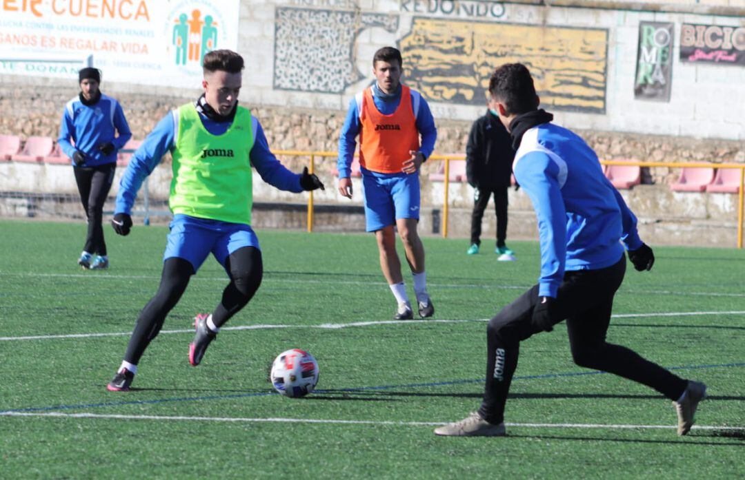 Alberto Mayordomo en un entrenamiento en el Obispo Laplana